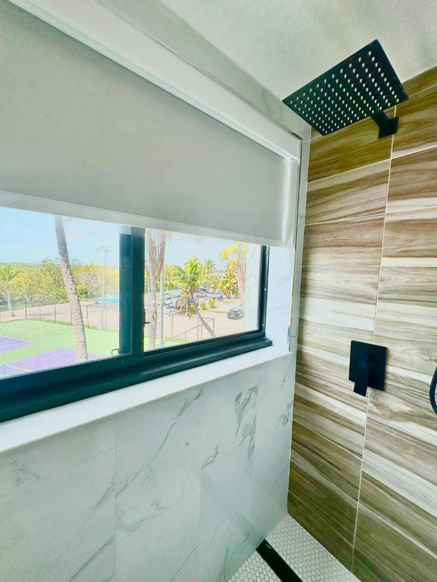 Tower 2 Master Suites, 2 Kings Beds, Marina Key Largo Dış mekan fotoğraf